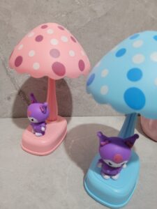 چراغ مطالعه کرومی