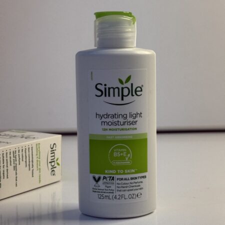 خرید آبرسان سیمپل مدل لایت برای پوست های چرب ومستعد جوش