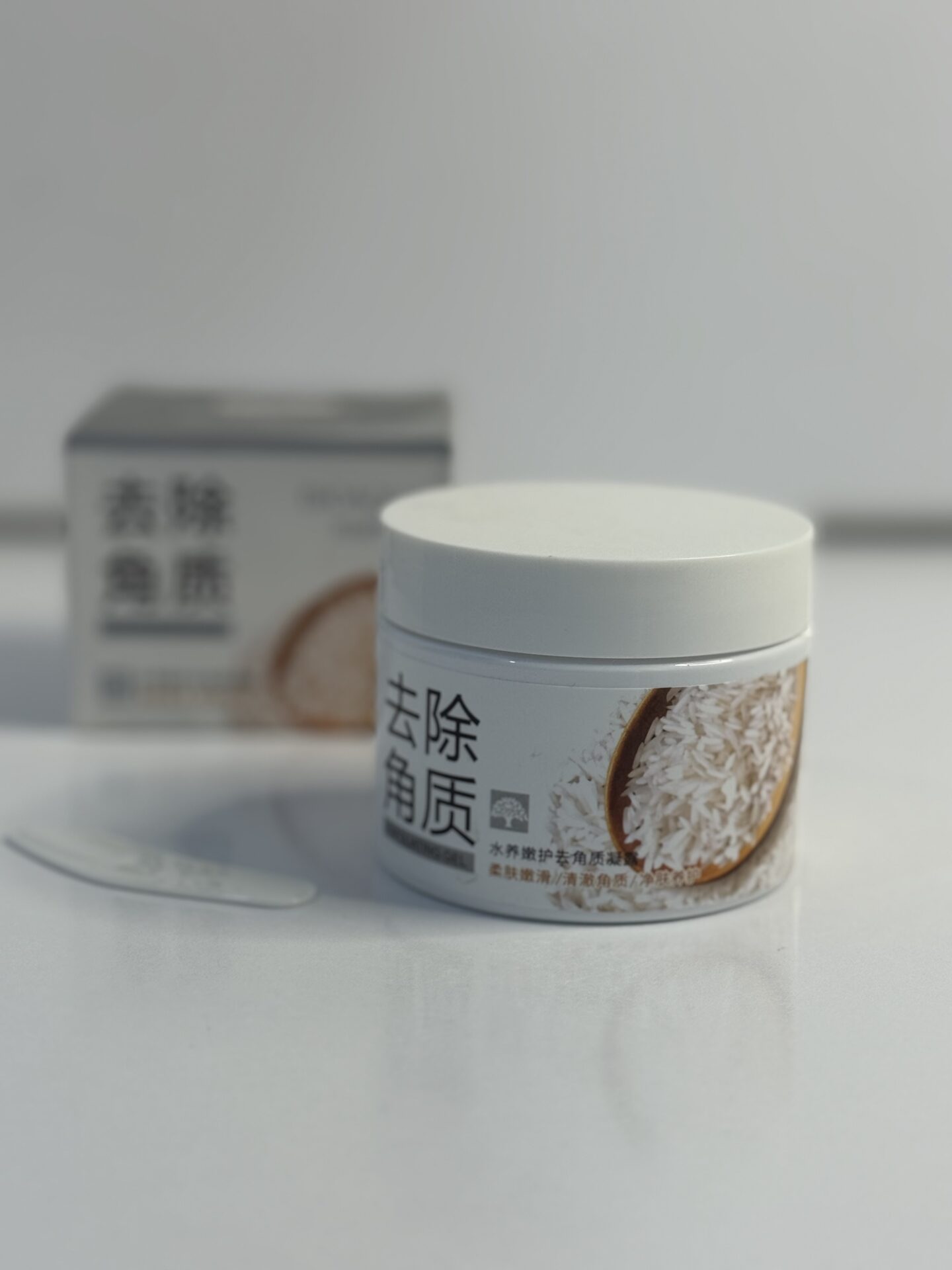 خرید ژل اسکراب صورت برنج