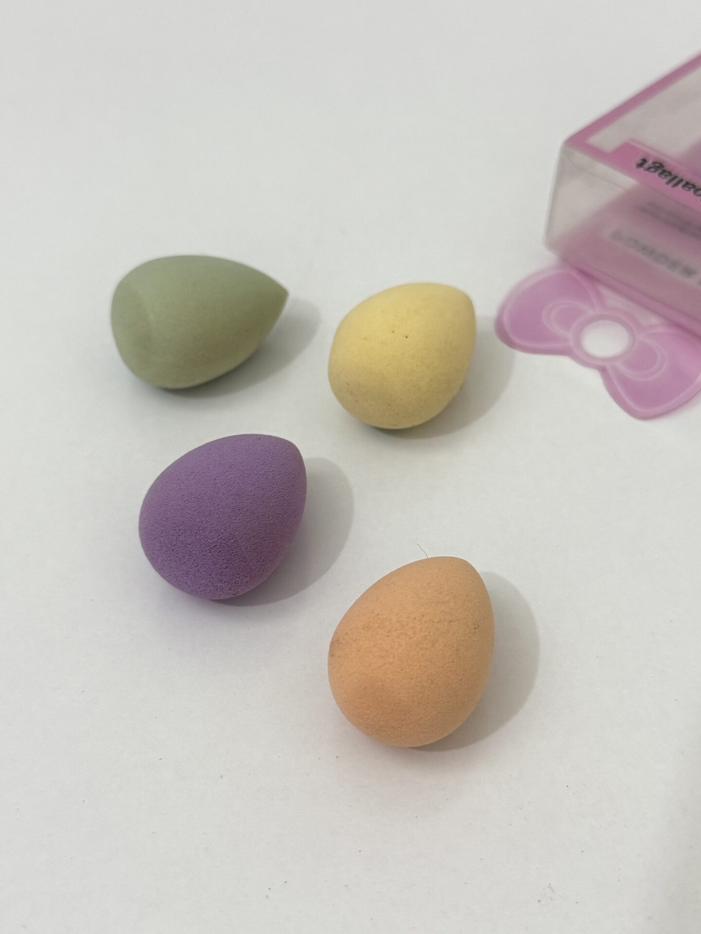 خریدپد ۴تایی کانسیلر تخم‌مرغی کوچک