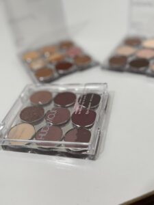 پالت سایه نه رنگ هدی موجی گرد Hodamoji