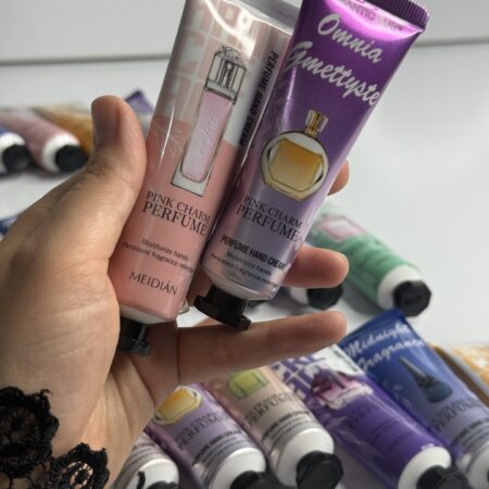 کرم مرطوب کننده عطری