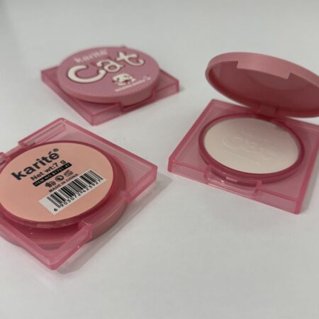 پودر فیکس فشرده کاریته برای تثبیت و مات کردن آرایش با بافت سبک و طبیعی