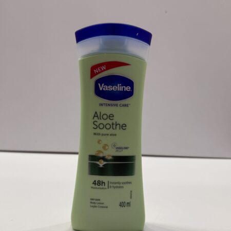لوسیون بدن آلوئه ورا وازلین اصلی؛ آبرسان قوی، نرم‌کننده و مناسب استفاده روزانه