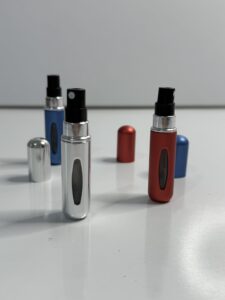 اتومایزر عطر و ادکلن | اسپری کوچک و قابل حمل برای نگهداری رایحه و استفاده روزانه و مسافرتی