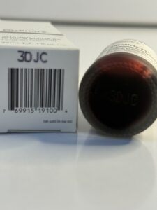 حذف سلول‌های مرده، صاف‌کننده و روشن‌کننده پوست با اثر طولانی مدت