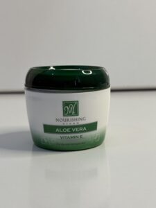 کرم مرطوب‌کننده مای مدل آلوئه‌ورا کاسه‌ای | آبرسان، تسکین‌دهنده و مناسب انواع پوست