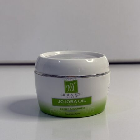 کرم مرطوب‌کننده مای مدل جوجوبا کاسه‌ای | آبرسان و نرم‌کننده پوست با جذب سریع