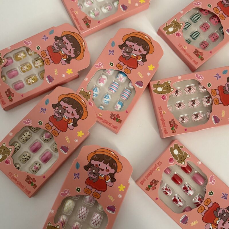 ناخن مصنوعی کودک